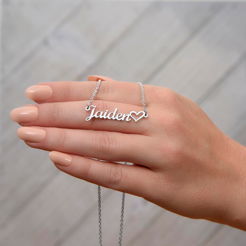 Custome Heart Name Necklace for Daughter - Gift from Mom